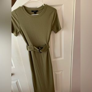 Forever 21 Ribbed Belted Dress in Green